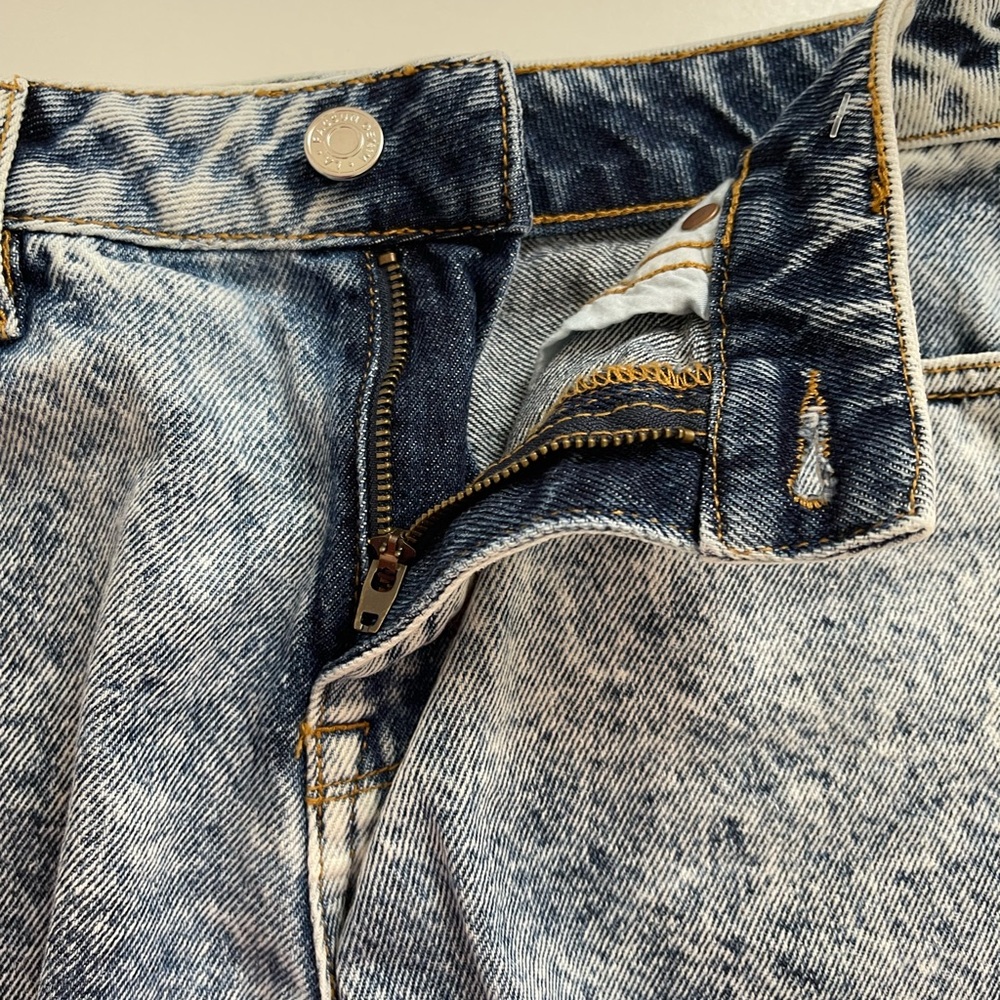 P A C S U N Hi-Rise Festival Acid Wash Raw Hem Jean Shorts Size 25 - Picture 11 of 13